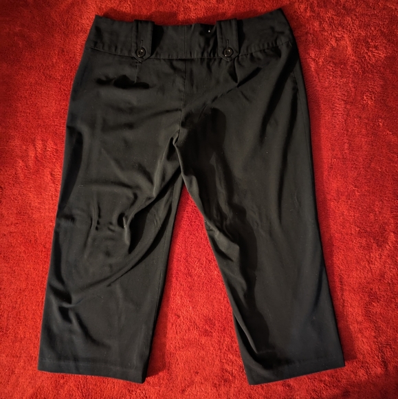Mossimo Cropped Pants, Black- Size 6 - Picture 2 of 7